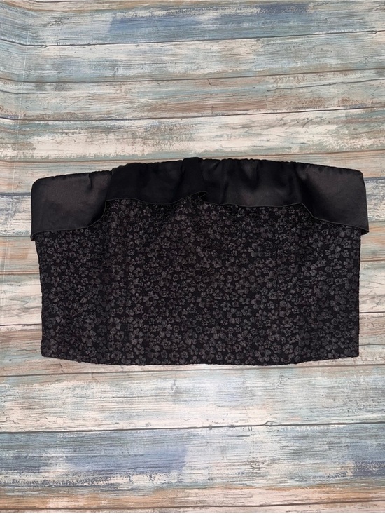 Lulus Tops - Lulus NWT Black Floral Jacquard Strapless Tube Crop Top XL
